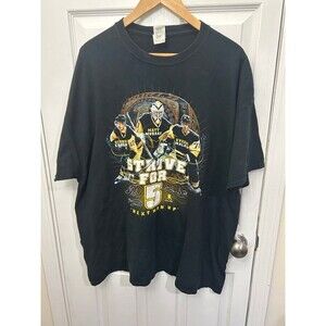 Gildan Heavy Cotton NHL Strive for 5 Graphic T-Shirt